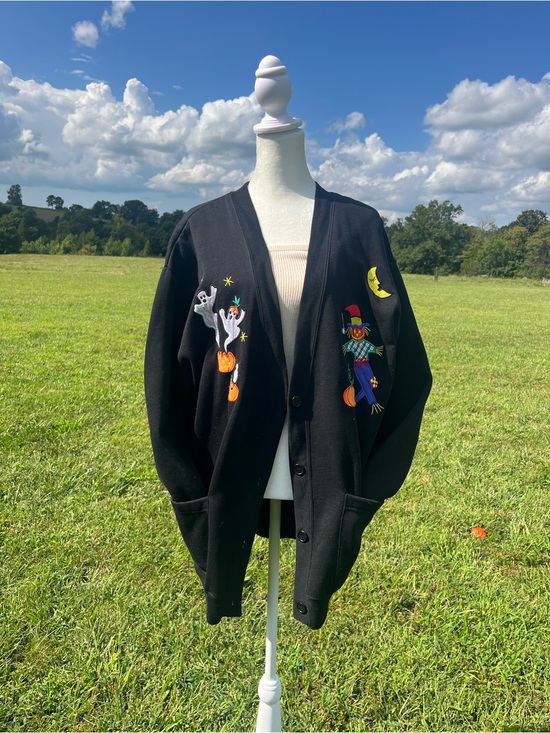 Ashley hill Sweaters - Embroidered Halloween cardigan sweater w/ pockets vintage cottagecore ghosts XL